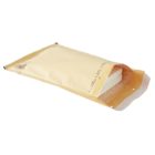 Enveloppe matelassée avec papier bulle pour expédition sécurisée.
